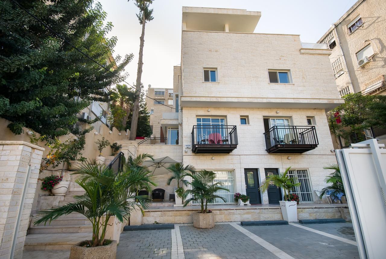 Casa De Aharon Apartments Haifa Exterior photo